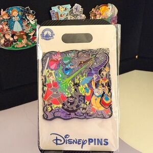 Disney Sleeping Beauty Supporting Cast Pin